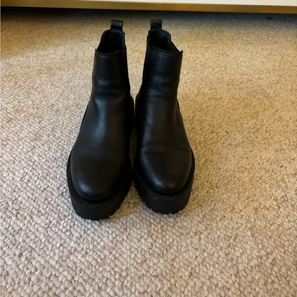 Sam Edelman Log Sole Chelsea Boot - Picture 1 of 5